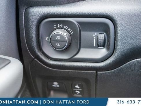 Used 2020 RAM 1500 Big Horn image 18