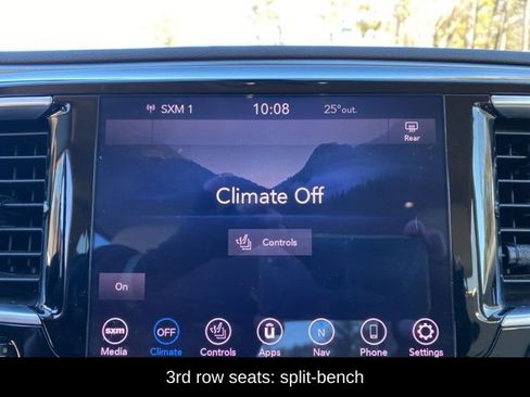 Used 2018 Chrysler Pacifica Touring-L Plus image 12