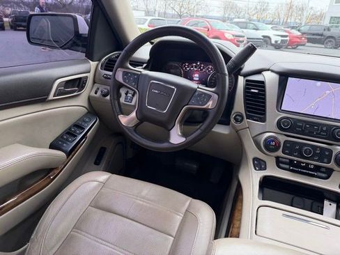 Used 2015 GMC Yukon Denali w/ Touring Package image 14