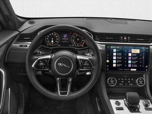 New 2025 Jaguar F-PACE R-Dynamic S AWD/4WD image 4