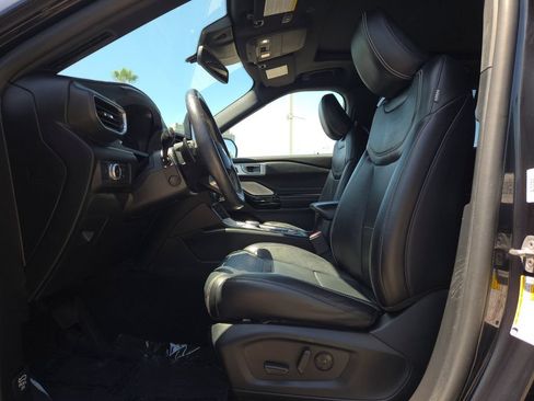 Used 2021 Ford Explorer ST w/ Equipment Group 401A AWD/4WD image 8