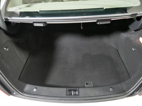 Used 2014 Mercedes-Benz C 300 4MATIC Sedan image 18