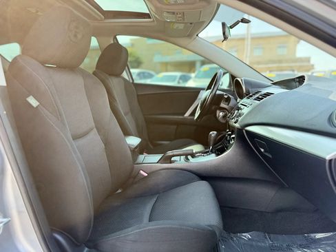 Used 2012 MAZDA MAZDA3 s Touring FWD image 24