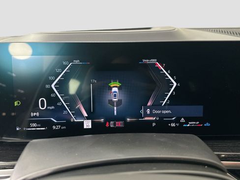 New 2026 BMW X7 xDrive40i w/ M Sport Package image 10
