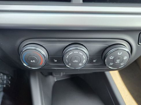 New 2026 Chevrolet Trax LS w/ LS Convenience Package image 17