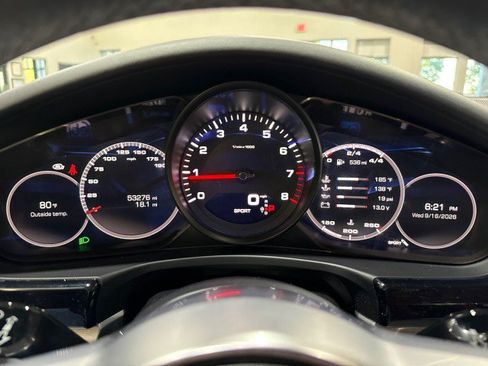 Used 2018 Porsche Panamera 4 AWD/4WD image 19