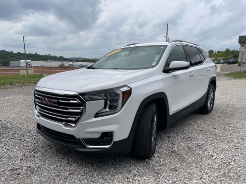 Used 2023 GMC Terrain SLT FWD image 24