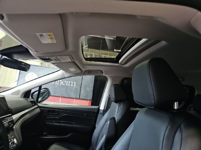 Used 2026 Honda Odyssey EX-L image 16
