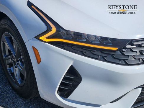 Used 2023 Kia K5 LXS image 9