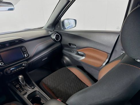 Used 2024 Nissan Kicks SR FWD image 21