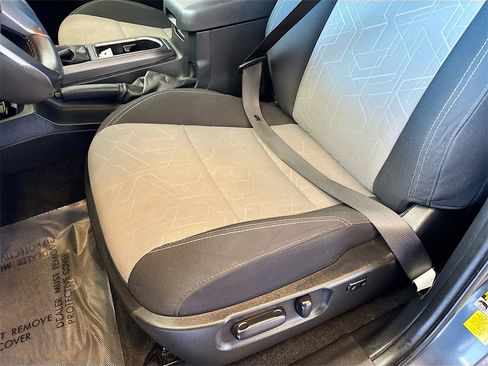 Used 2023 Toyota Tacoma TRD Off-Road image 18