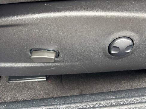 Used 2023 Dodge Challenger GT image 16