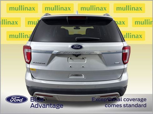 Used 2017 Ford Explorer Platinum image 10