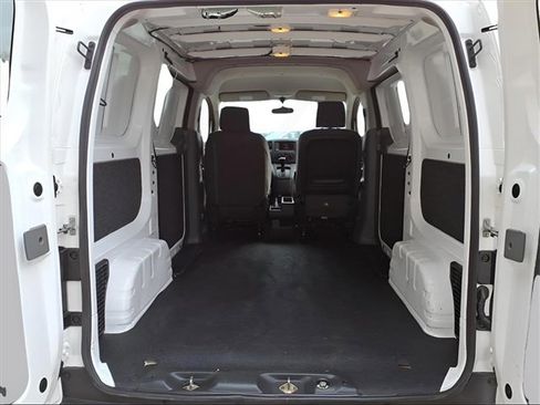 Used 2021 Nissan NV200 S w/ Back Door Glass Package image 19