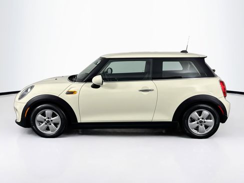 Used 2019 MINI Cooper 2-Door Hardtop image 7