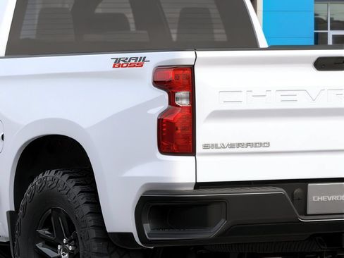 New 2026 Chevrolet Silverado 1500 Custom Trail Boss w/ Turbomax Blackout Package AWD/4WD image 7