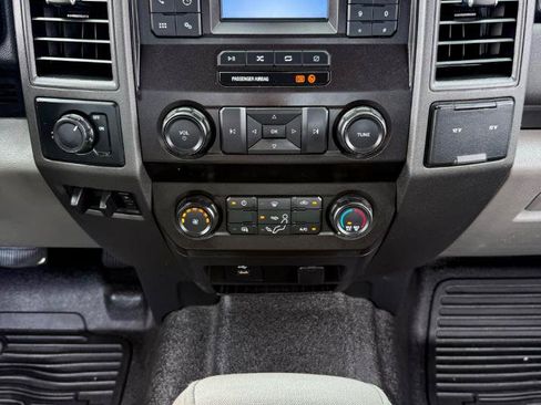 Used 2020 Ford F250 XL w/ Power Equipment Group RWD image 29