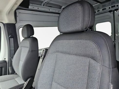 New 2025 RAM ProMaster 1500 w/ Quick Order Package 22G SLT image 33