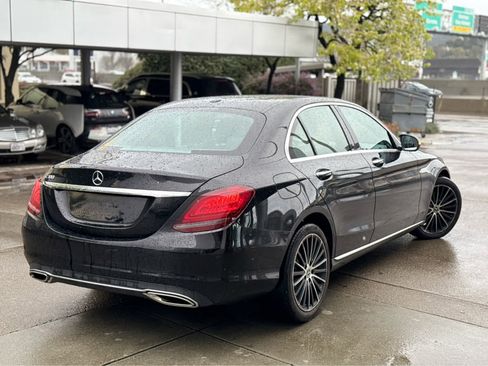 Used 2020 Mercedes-Benz C 300 Sedan image 4