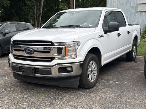 Used 2019 Ford F150 XLT RWD image 3