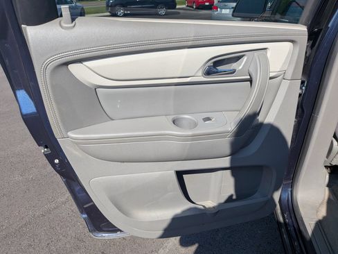 Used 2015 Chevrolet Traverse LS FWD image 26