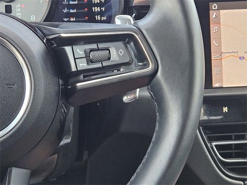Used 2024 Porsche Macan S image 26