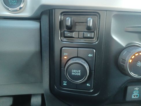 New 2026 Ford F250 XLT w/ XLT Premium Package image 30