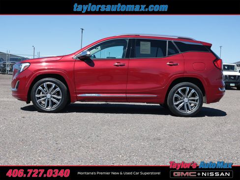 Used 2018 GMC Terrain Denali w/ GMC Pro Grade Package AWD/4WD image 49