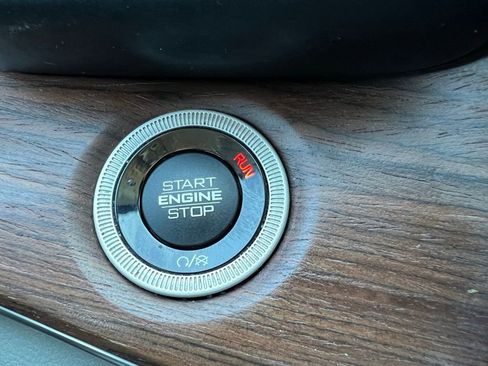 Used 2022 Jeep Grand Cherokee Summit w/ Adv Protech Group IV image 37