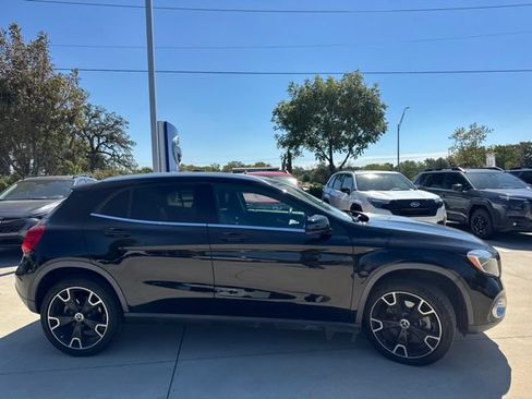 Used 2019 Mercedes-Benz GLA 250 image 2