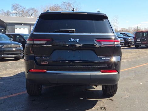 Used 2023 Jeep Grand Cherokee L Limited w/ Luxury Tech Group II image 13