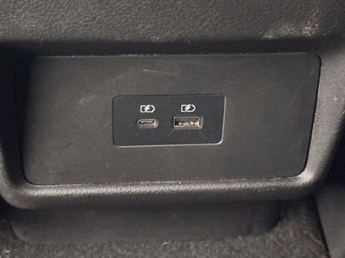 Certified 2023 Nissan Rogue SV image 12