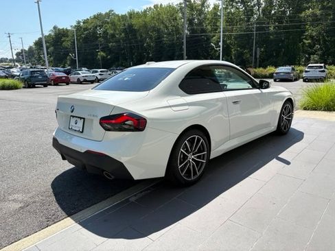 Used 2023 BMW 230i xDrive Coupe w/ Premium Package AWD/4WD image 7