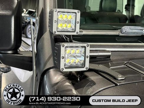 Used 2021 Jeep Gladiator Rubicon AWD/4WD image 32