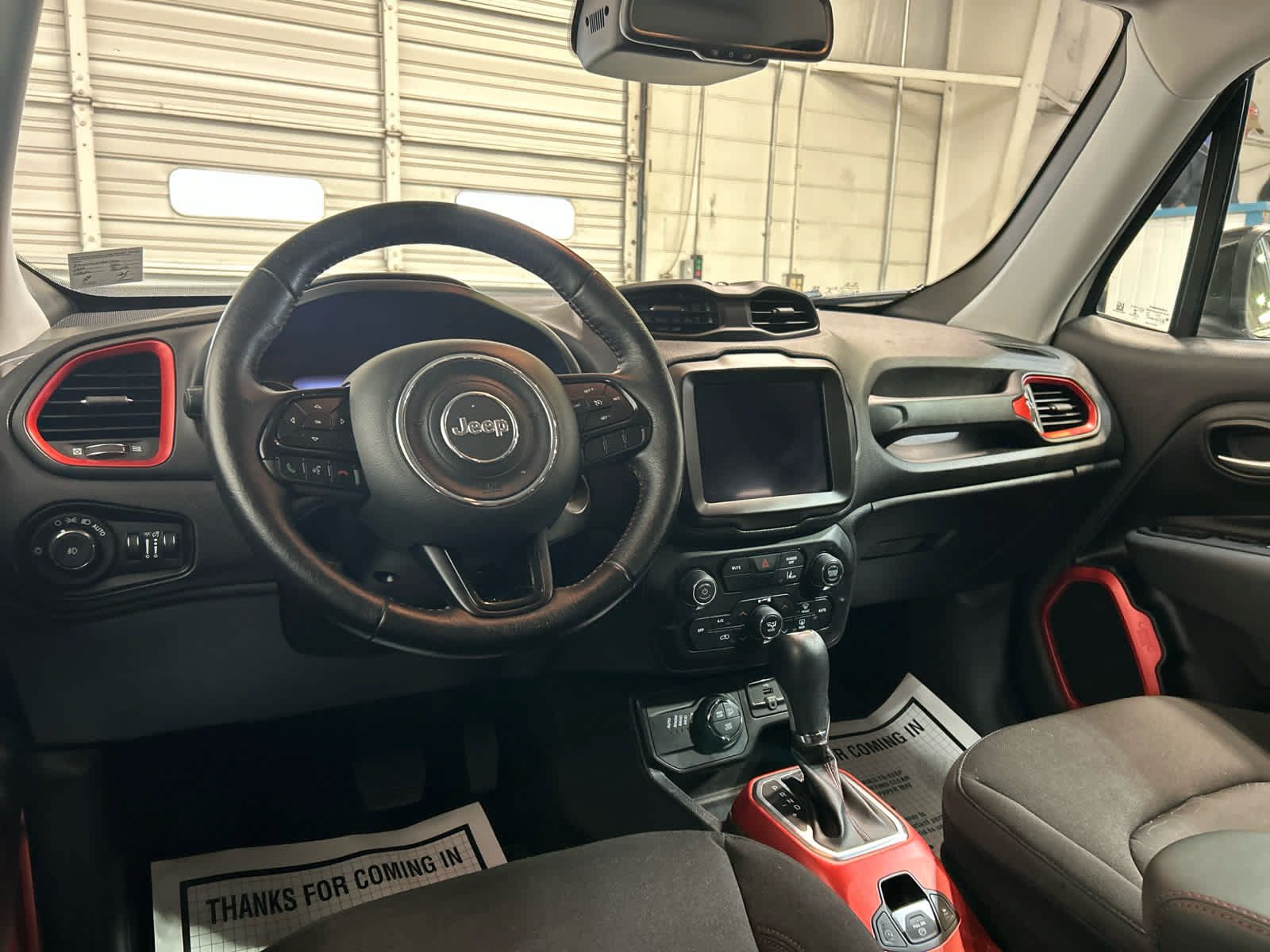 Used 2022 Jeep Renegade Trailhawk AWD/4WD image 4