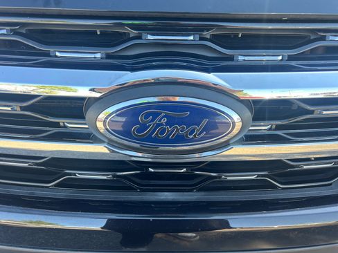 Used 2024 Ford Expedition Max Limited RWD image 23