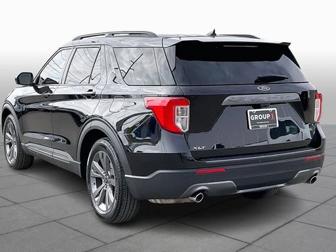 Used 2023 Ford Explorer XLT w/ Equipment Group 202A image 11