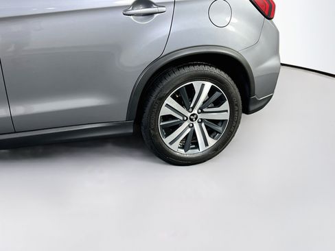 Used 2024 Mitsubishi Outlander Sport ES AWD/4WD image 28