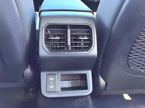 New 2025 Kia K4 GT-Line Turbo image 15