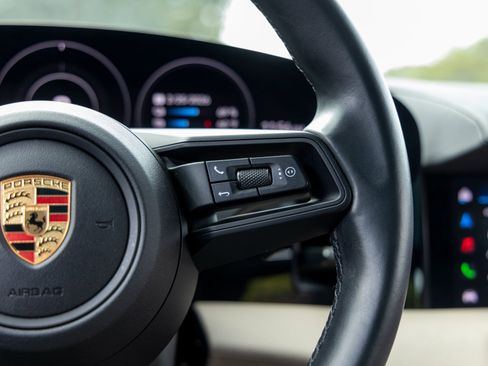 Certified 2023 Porsche Taycan image 31