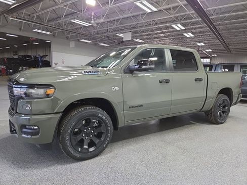 New 2026 RAM 1500 Big Horn AWD/4WD image 3