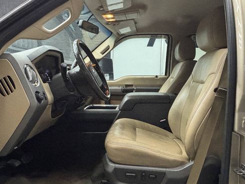Used 2012 Ford F250 Lariat w/ Chrome Pkg RWD image 18