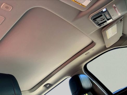 Used 2023 Toyota Tundra Limited AWD/4WD image 14