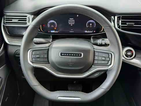 Used 2022 Jeep Wagoneer Series III w/ Premium Group I image 29