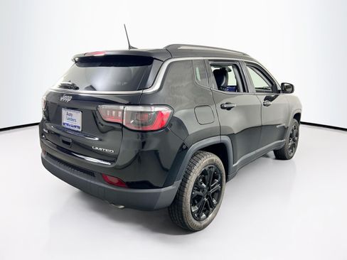 Used 2022 Jeep Compass Limited AWD/4WD image 5