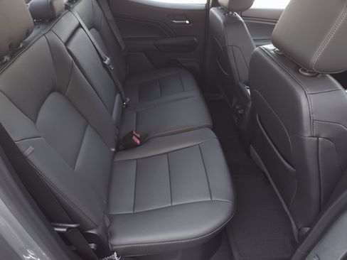 New 2025 GMC Canyon Elevation w/ Convenience Package image 34