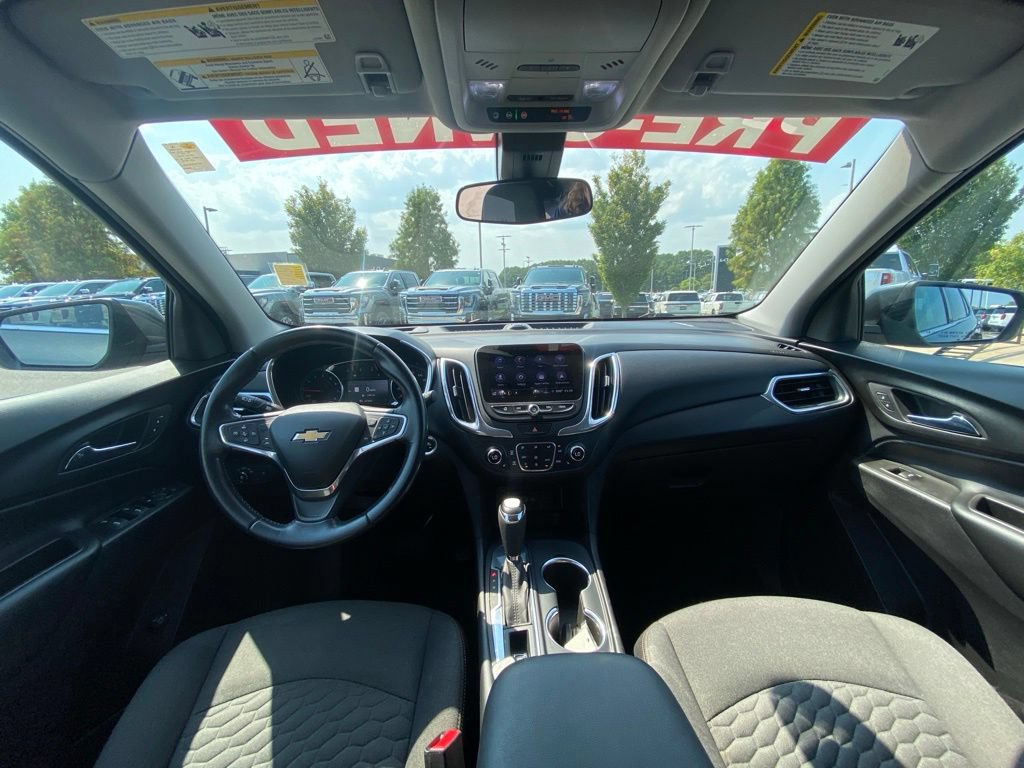 Used 2020 Chevrolet Equinox LT FWD image 28