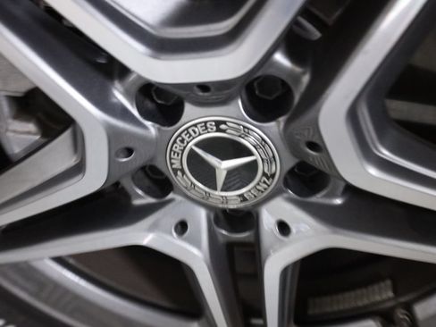 Used 2023 Mercedes-Benz CLA 250 4MATIC image 9