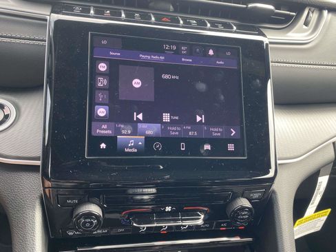 New 2025 Jeep Grand Cherokee Laredo X image 16