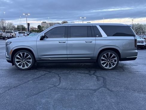 Used 2025 Cadillac Escalade ESV Premium Luxury Platinum w/ LPO, Floor Liner Package image 3